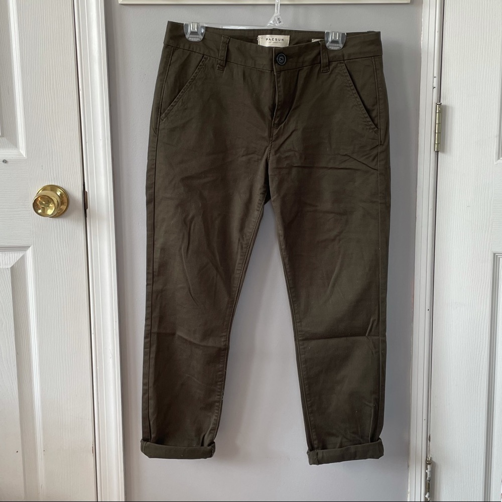army green trousers